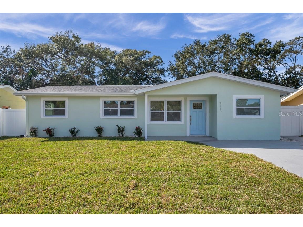 2116 Isabelle Street Largo FL 33774 U8220338 image1