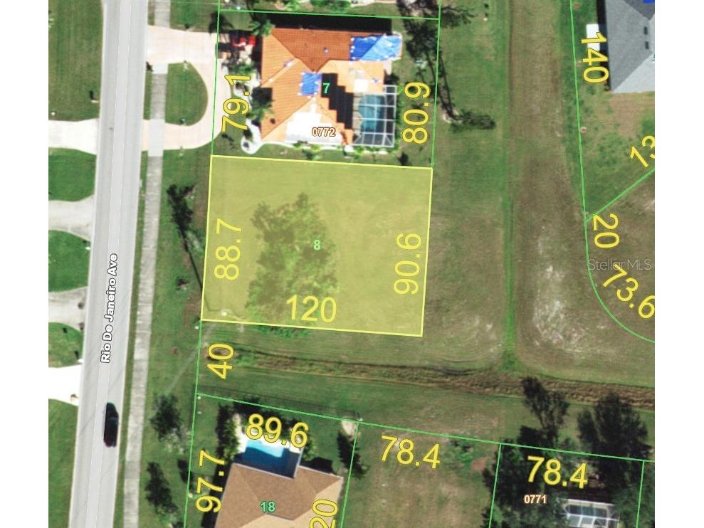 2116 Rio De Janeiro Avenue Punta Gorda FL 33983 A4683996 image1