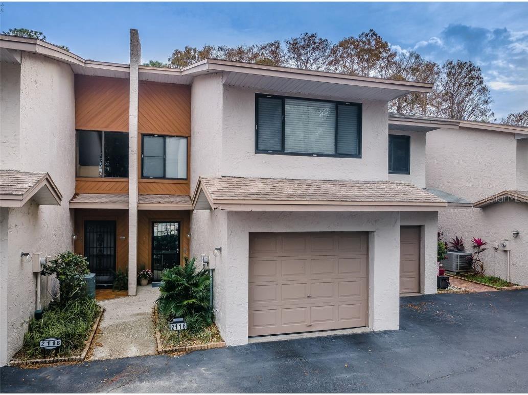 2116 Tarpon Landings Drive Tarpon Springs FL 34688 - LAKE TARPON U8228629 image1