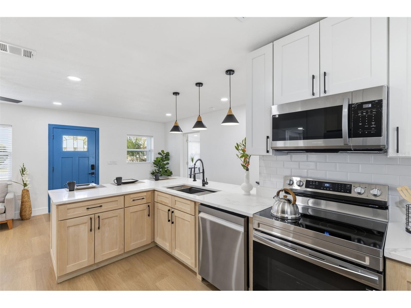 2116 W Sewaha Street Tampa FL 33612 TB8481591 image10