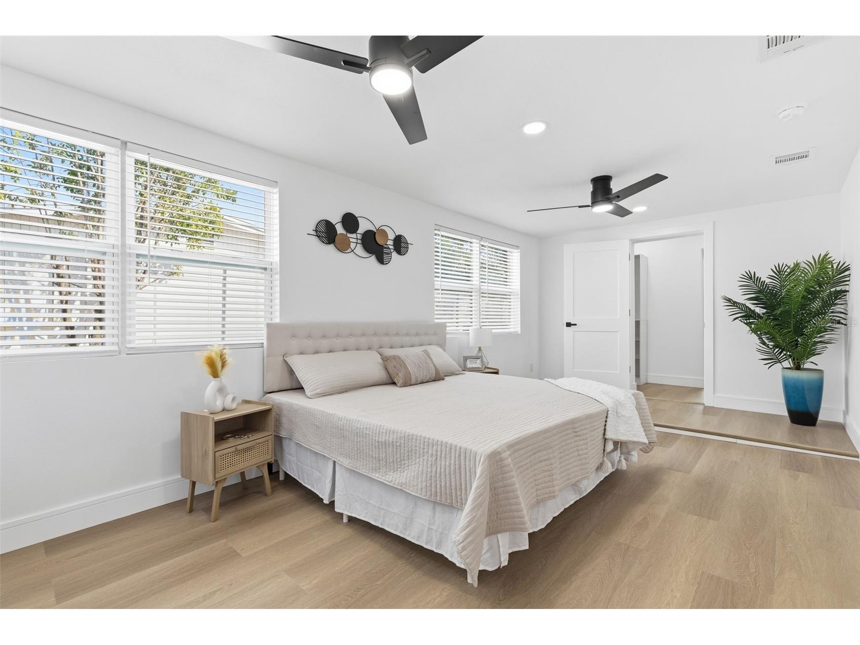 2116 W Sewaha Street Tampa FL 33612 TB8481591 image11