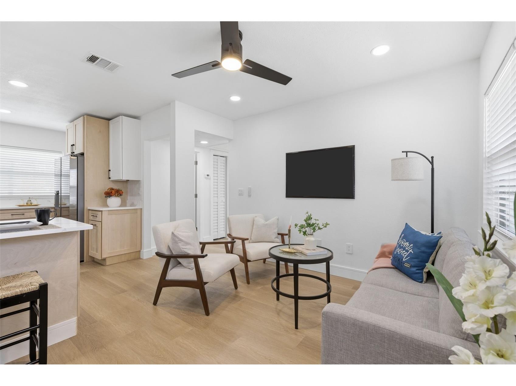 2116 W Sewaha Street Tampa FL 33612 TB8481591 image6
