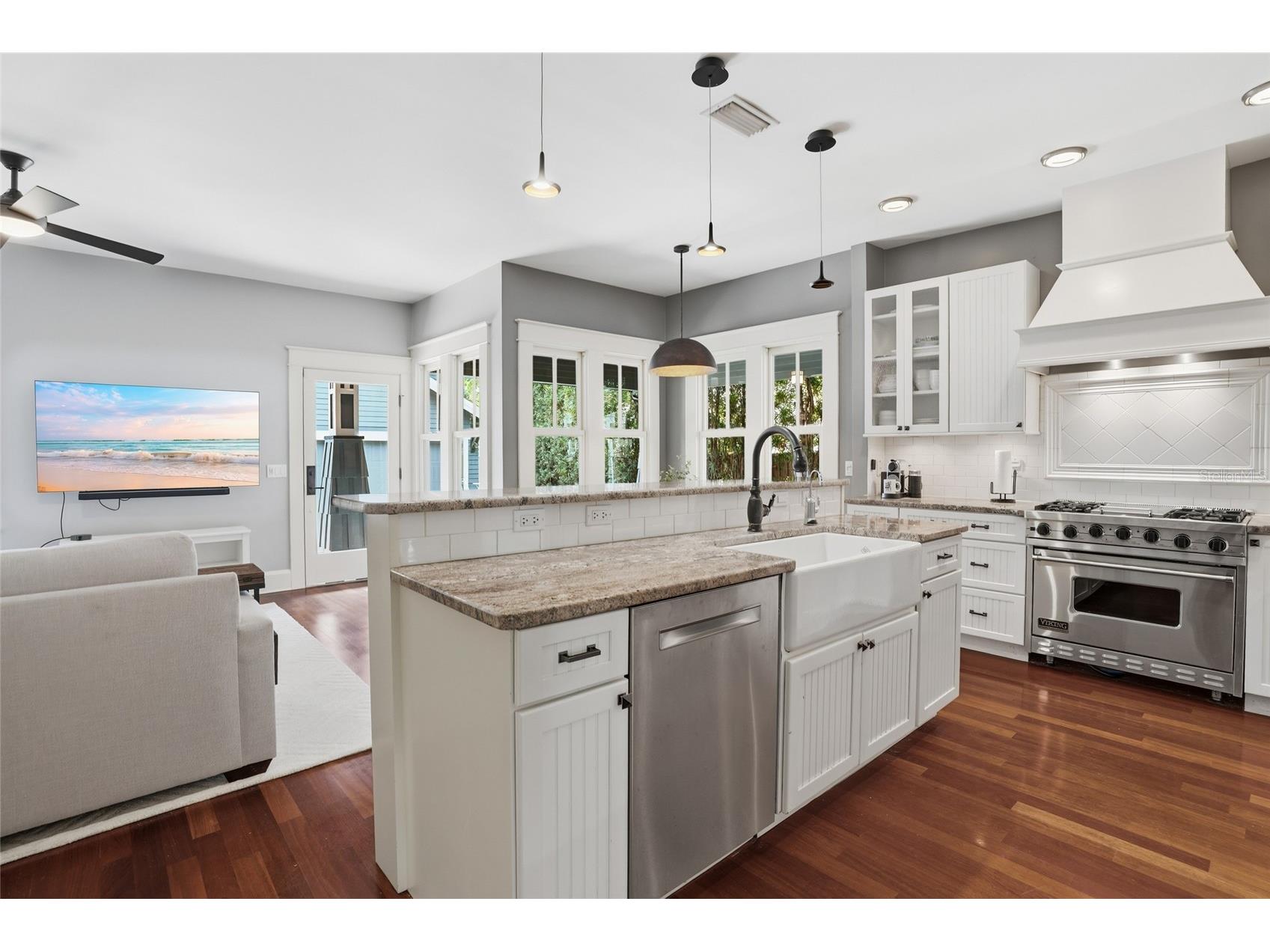 2116 W Watrous Avenue Tampa FL 33606 TB8493137 image4