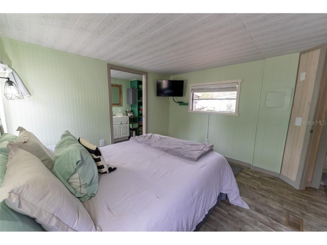 21162 NE 146th Place Fort Mc Coy FL 32134 - BIG LAKE KERR CANAL FRONT OM714444 image21