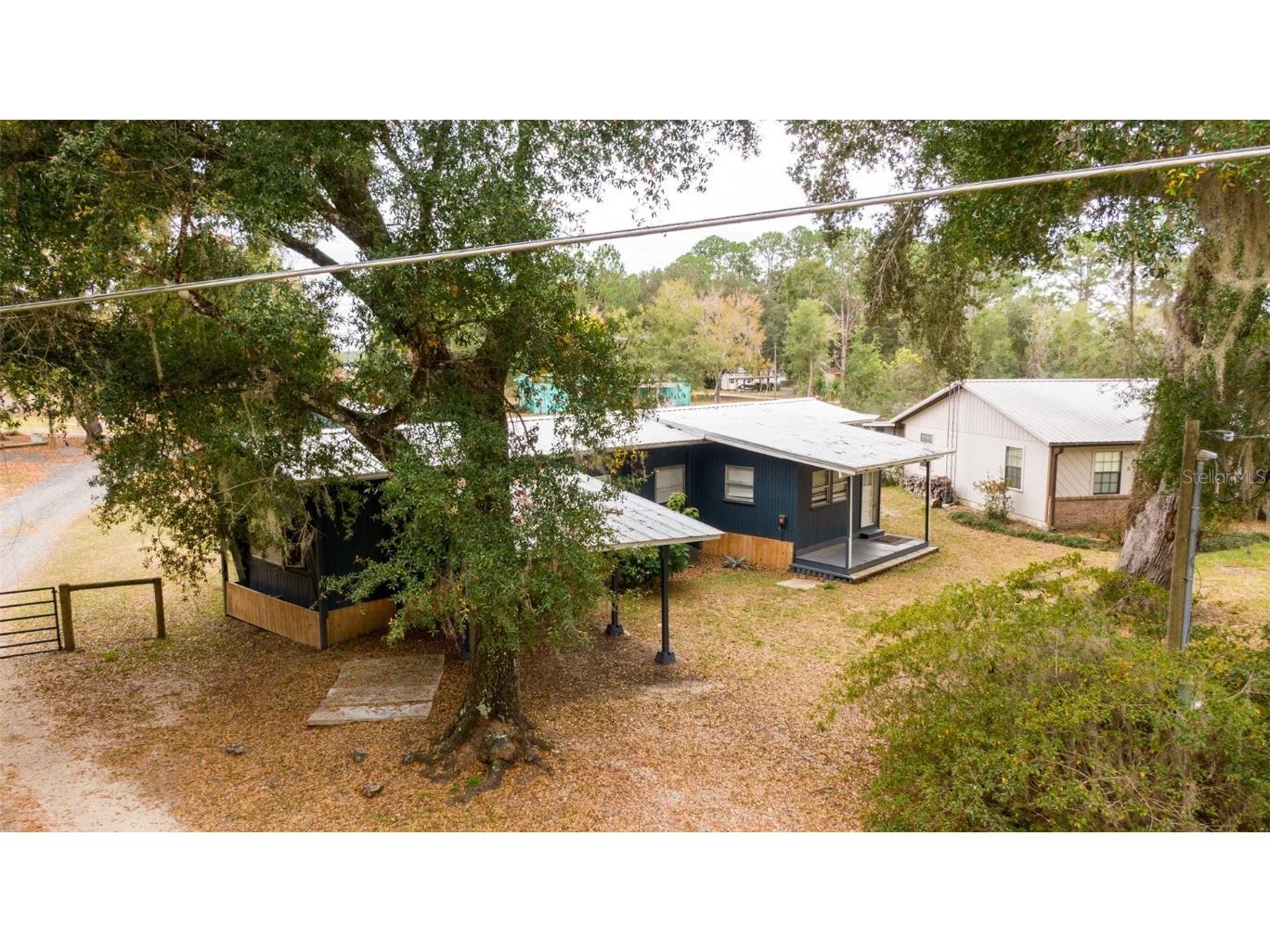 21162 NE 146th Place Fort Mc Coy FL 32134 - BIG LAKE KERR CANAL FRONT OM714444 image3