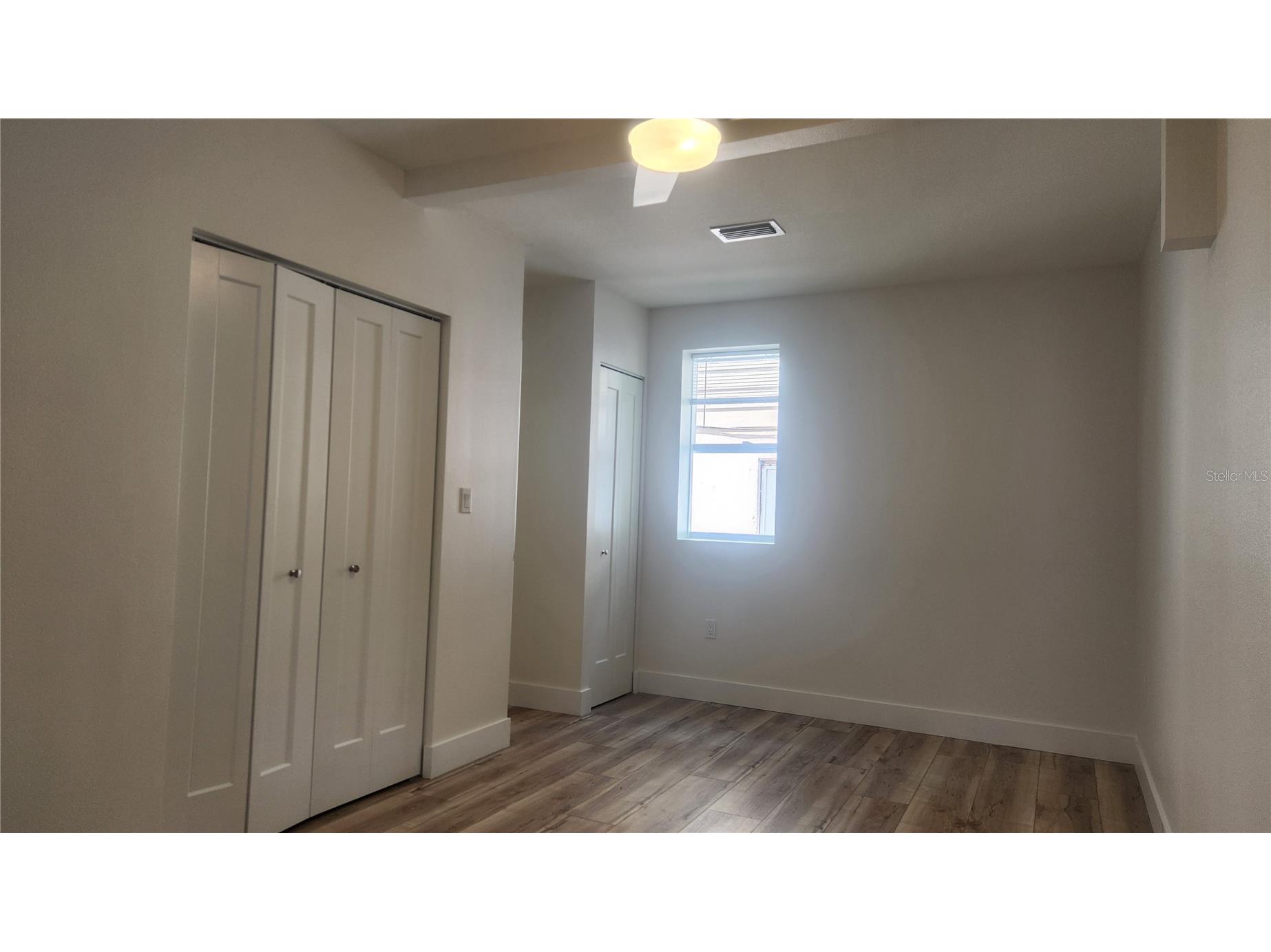 2117 5th Street #FRONT HOUSE Sarasota FL 34237 A4693806 image16