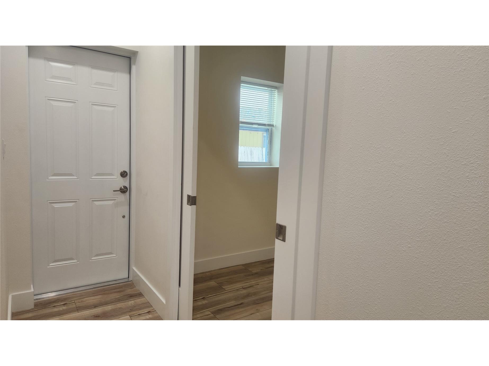 2117 5th Street #FRONT HOUSE Sarasota FL 34237 A4693806 image23