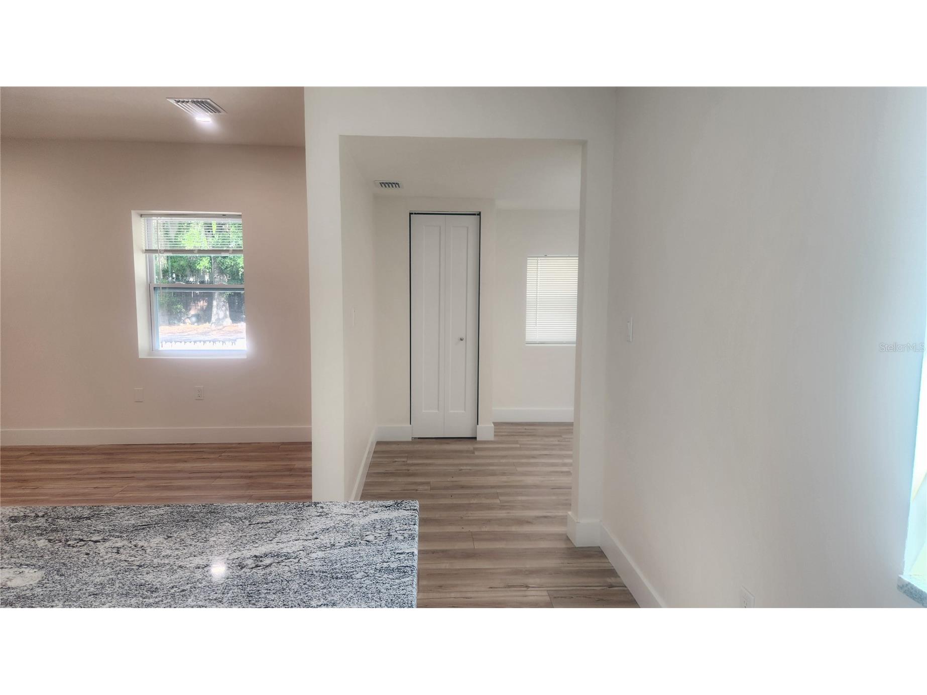 2117 5th Street #FRONT HOUSE Sarasota FL 34237 A4693806 image6