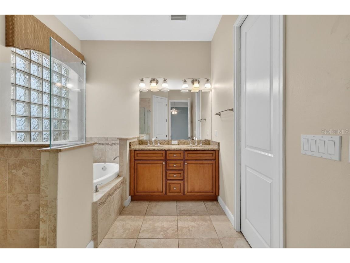 2117 Appalachee Circle Tavares FL 32778 G5105480 image13