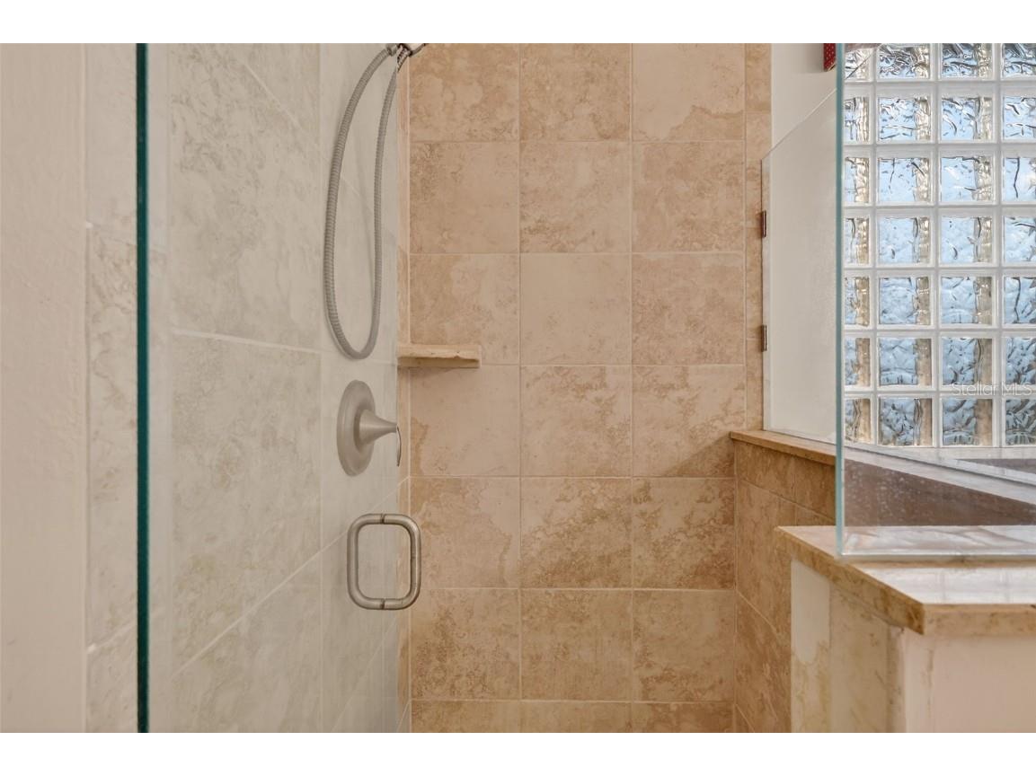 2117 Appalachee Circle Tavares FL 32778 G5105480 image15