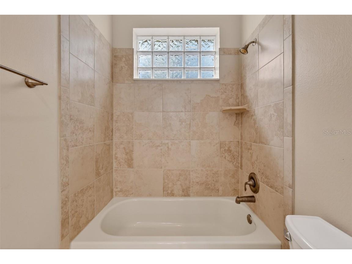 2117 Appalachee Circle Tavares FL 32778 G5105480 image21