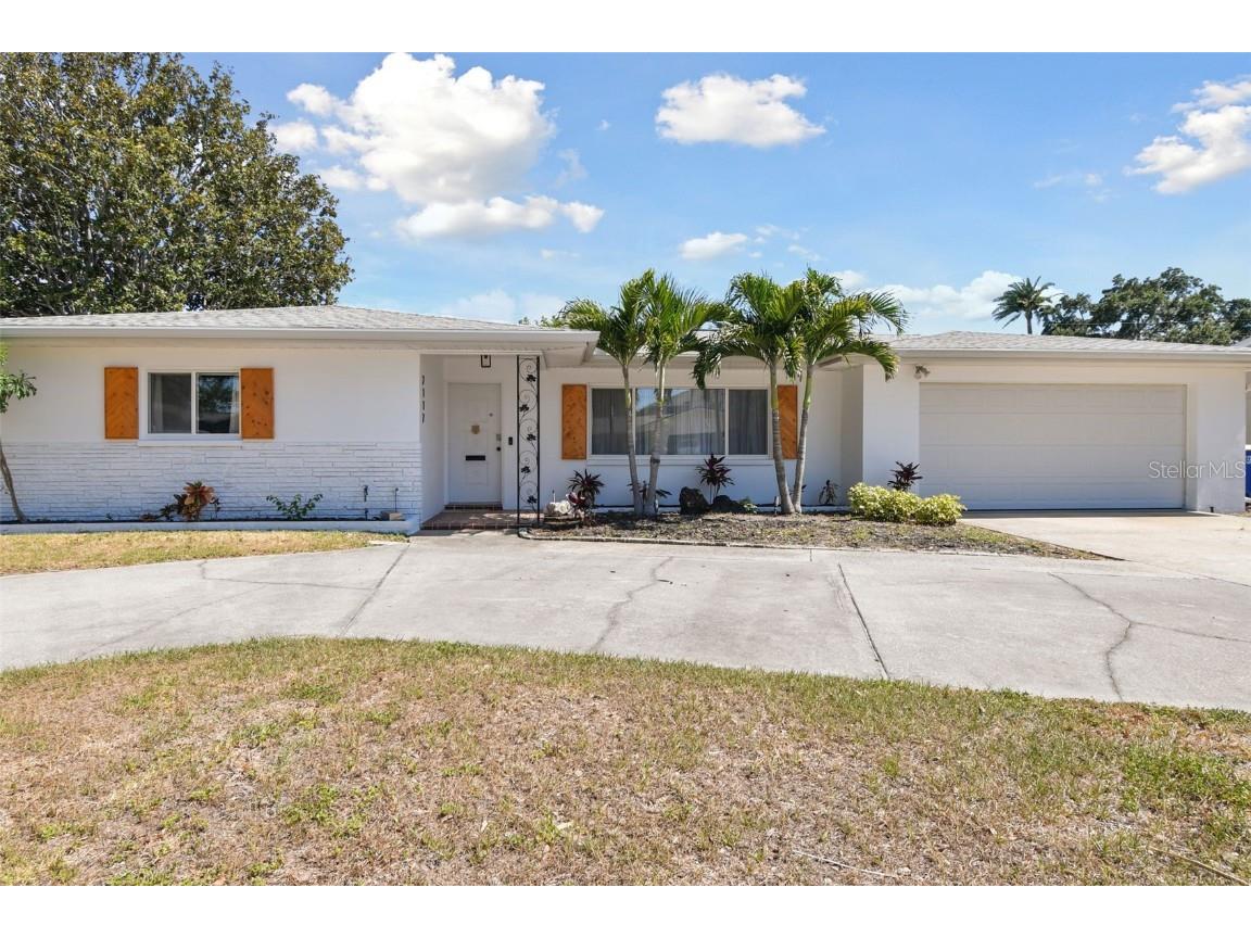 2117 Campus Drive Clearwater FL 33764 U8244442 image1