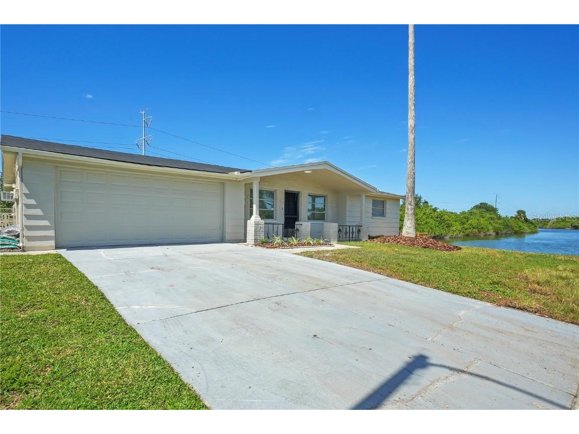 2117 Dartmouth Drive Holiday FL 34691 T3474085 image1