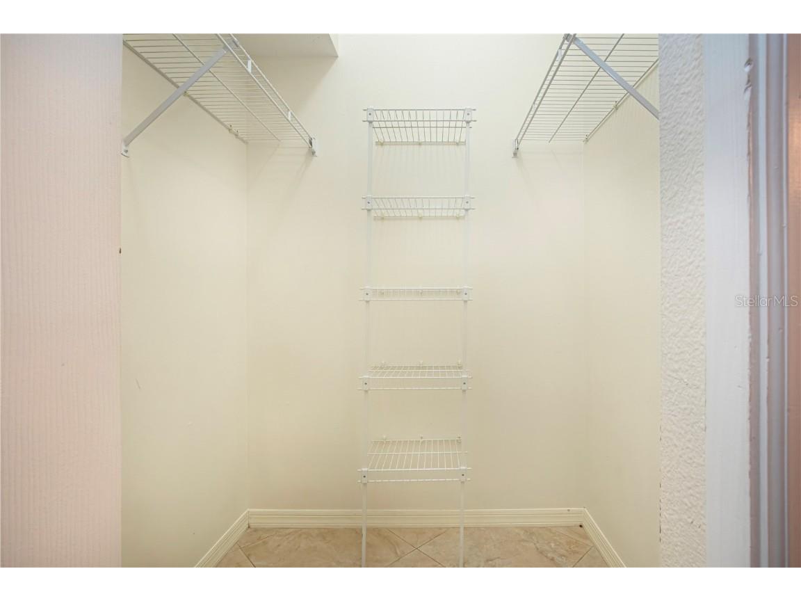 2117 Huntington Avenue Sarasota FL 34232 A4670887 image27