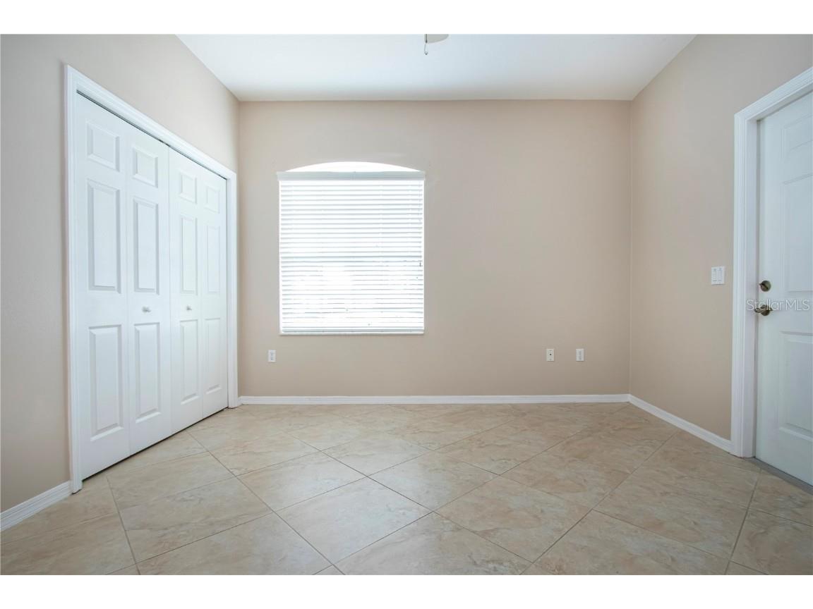 2117 Huntington Avenue Sarasota FL 34232 A4670887 image32