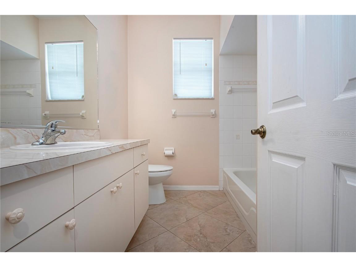 2117 Huntington Avenue Sarasota FL 34232 A4670887 image35