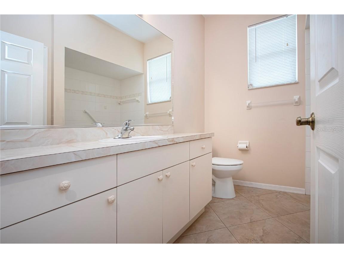 2117 Huntington Avenue Sarasota FL 34232 A4670887 image36