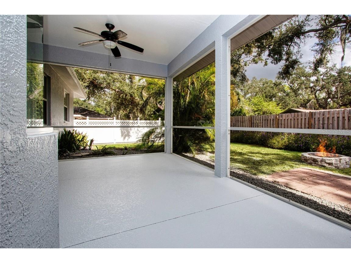 2117 Huntington Avenue Sarasota FL 34232 A4670887 image44