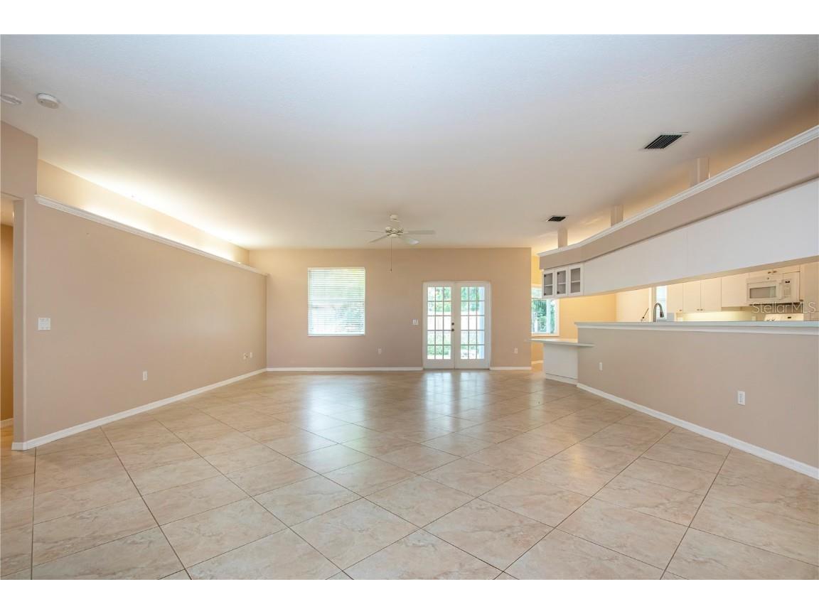 2117 Huntington Avenue Sarasota FL 34232 A4670887 image8