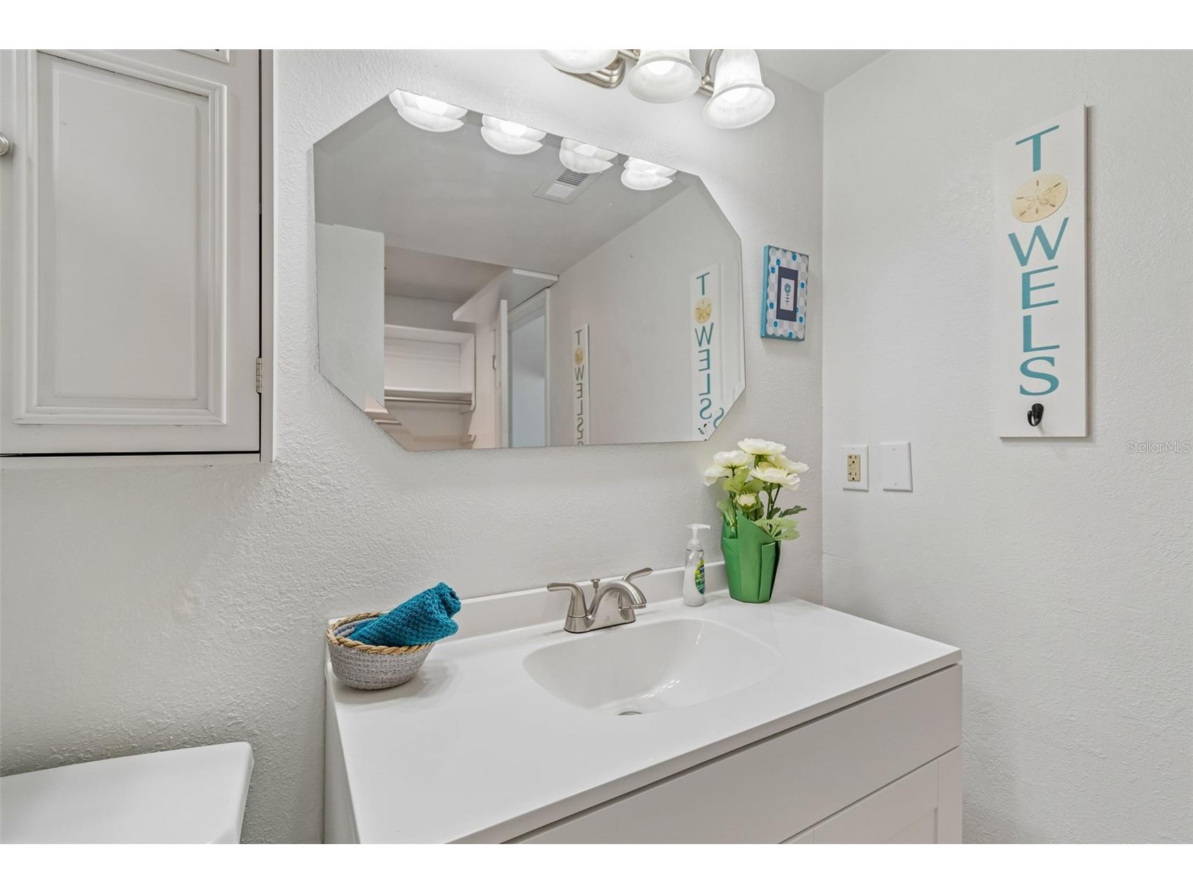 2117 Lakewood Club Drive S #7-N Saint Petersburg FL 33712 L4963098 image32