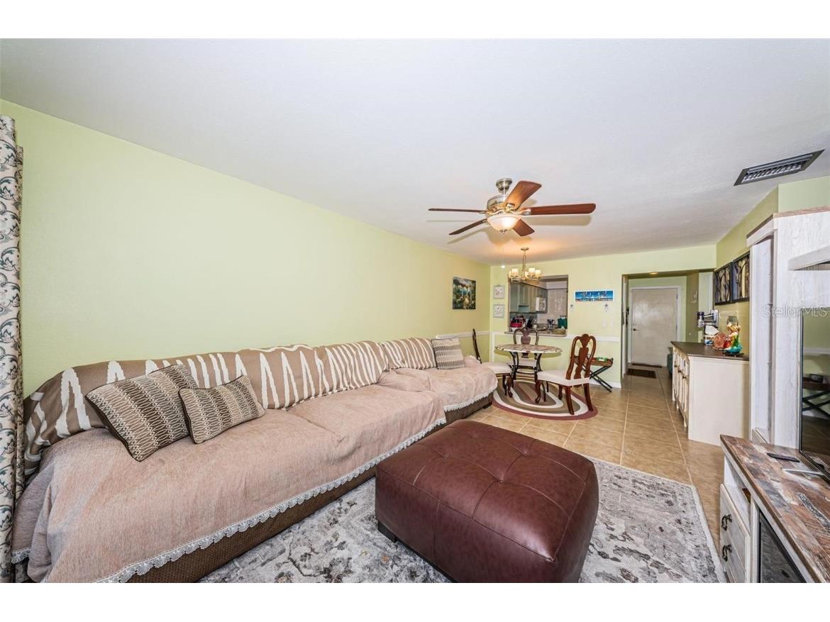 2117 Lakewood Club Drive S #7K Saint Petersburg FL 33712 TB8384511 image14