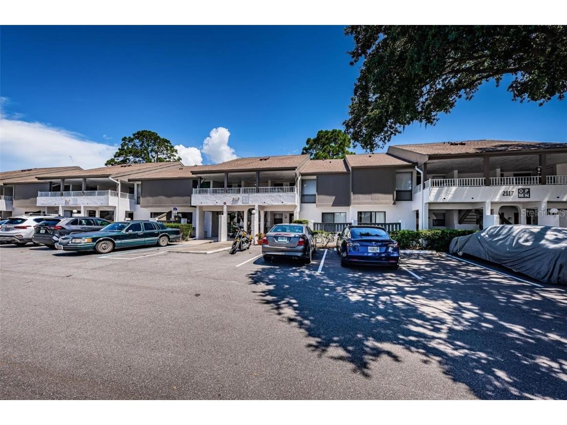 2117 Lakewood Club Drive S #7K Saint Petersburg FL 33712 TB8384511 image2