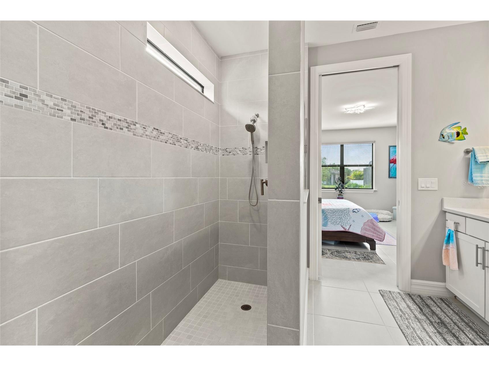 2117 Laurifolia Court North Port FL 34289 A4664193 image12