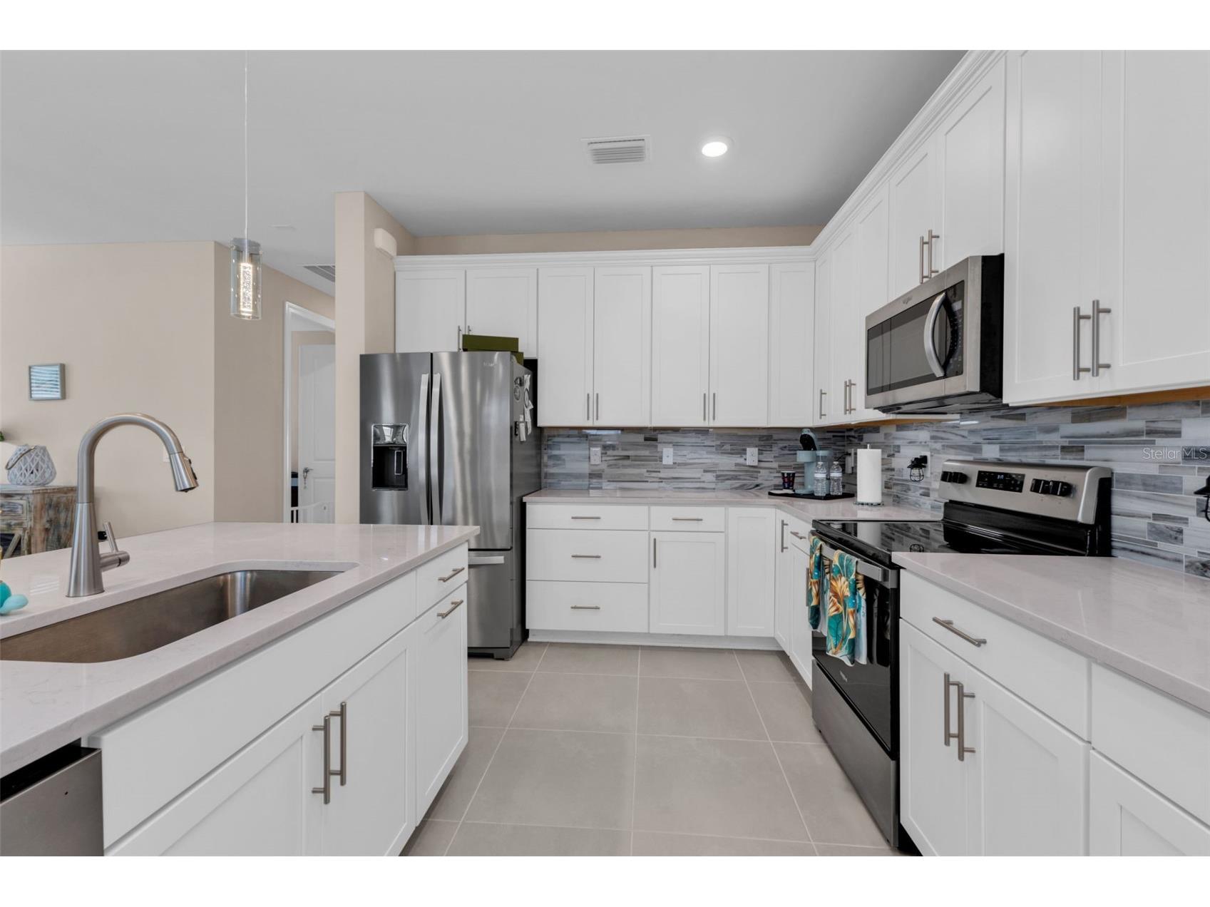 2117 Laurifolia Court North Port FL 34289 C7523554 image9