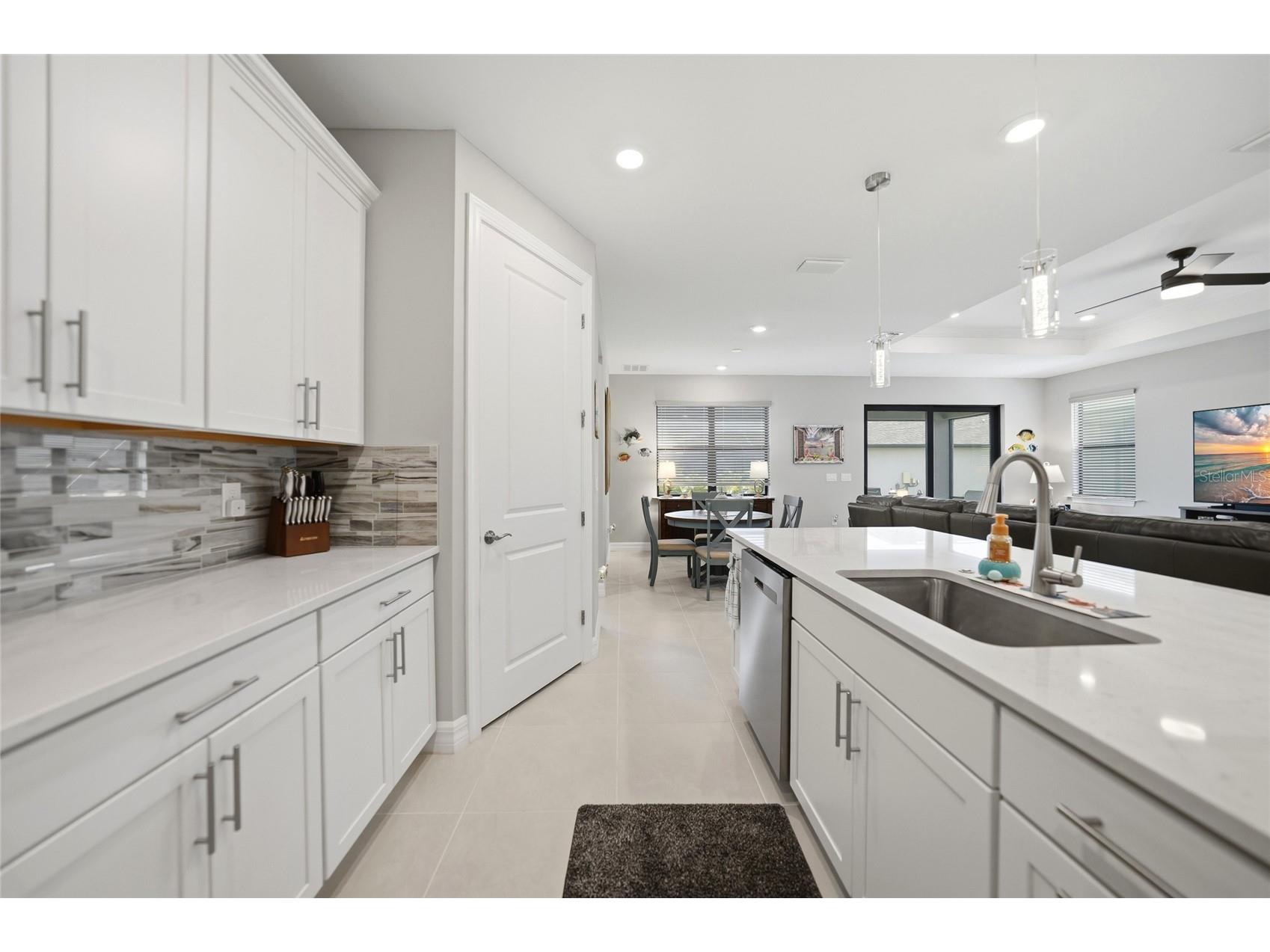 2117 Laurifolia Court North Port FL 34289 D6147840 image9
