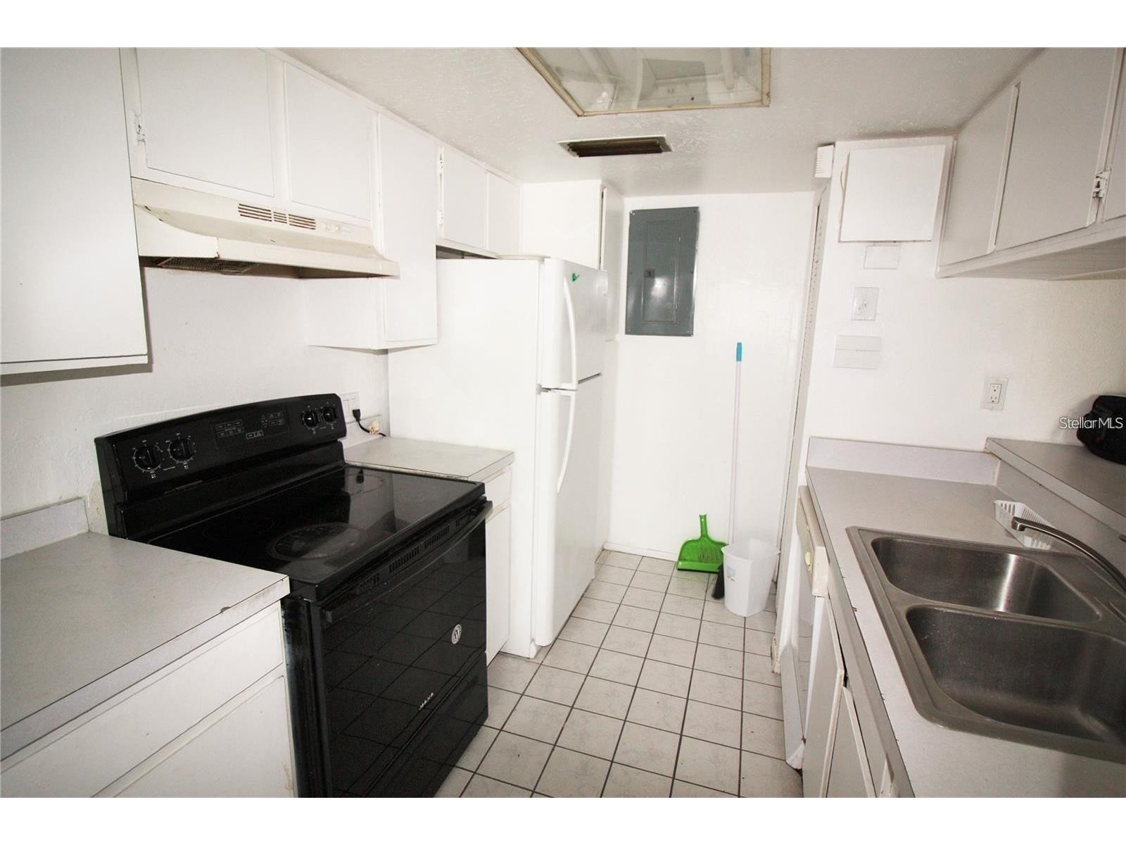 2117 Lyme Bay Drive #604 Orlando FL 32839 R4910738 image2