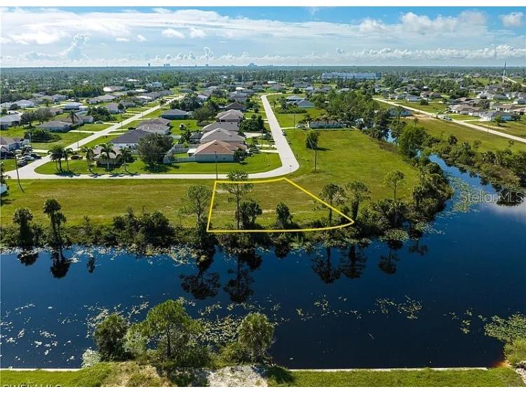 2117 NE 43rd Lane Cape Coral FL 33909 TB8484234 image1