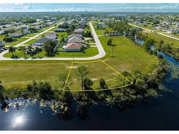 2117 NE 43rd Lane Cape Coral FL 33909 TB8484234 image3