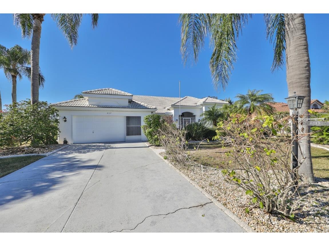 2117 New Bedford Drive Sun City Center FL 33573 T3422834 image1