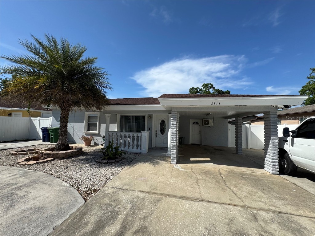 2117 W Clifton Street Tampa FL 33603 TB8371361 image1