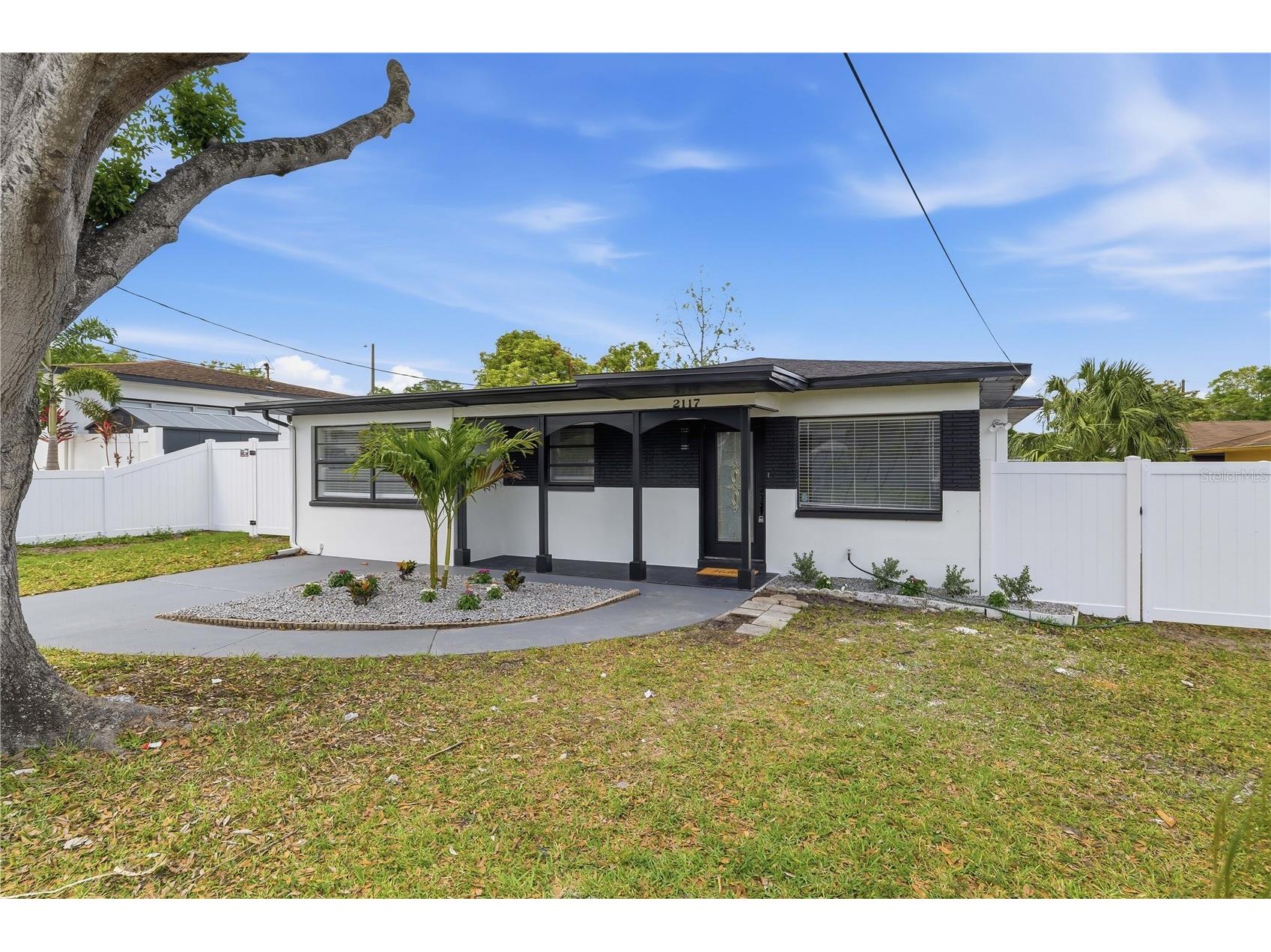 2117 W Kentucky Avenue Tampa FL 33607 TB8496737 image1