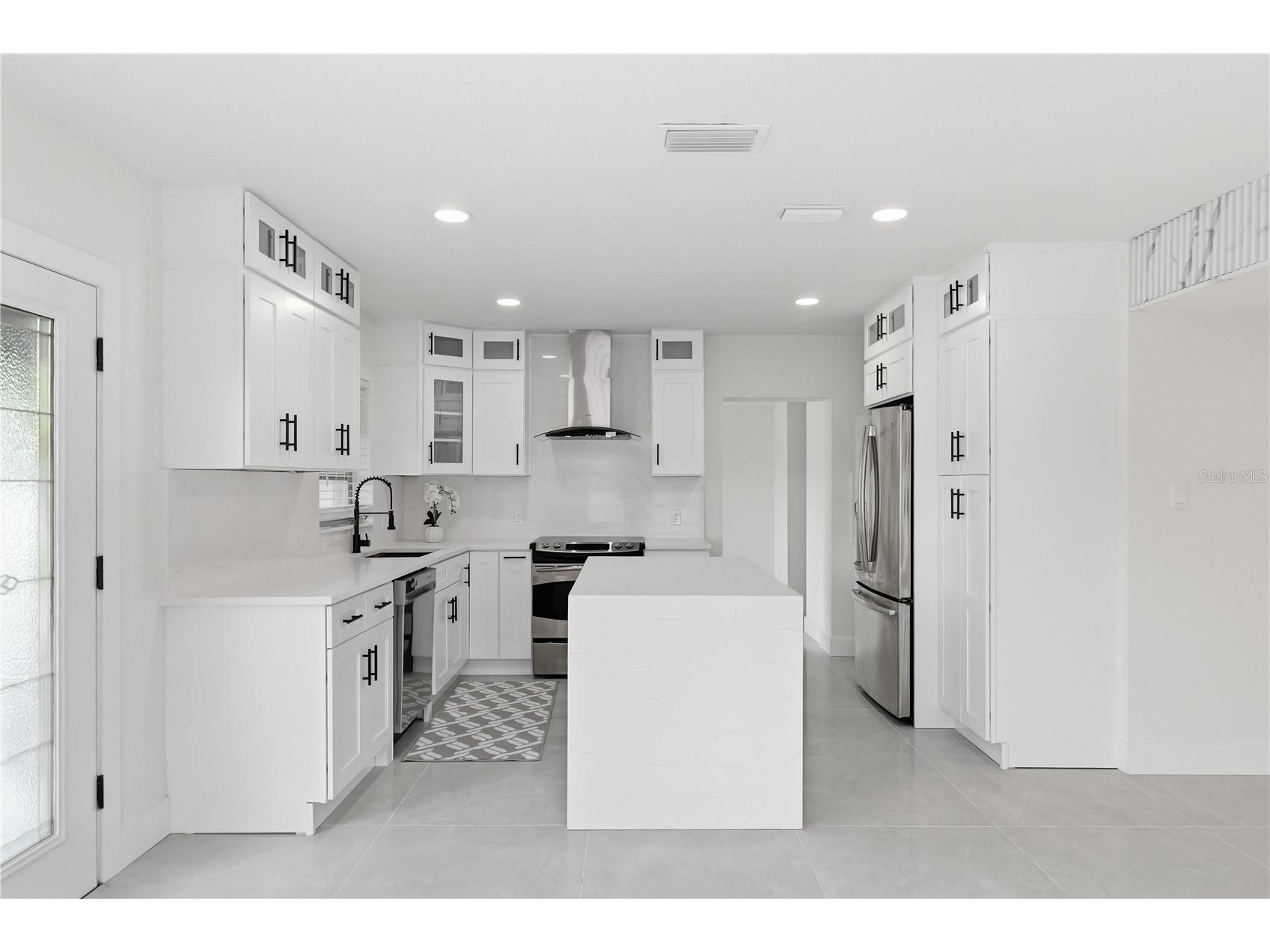 2117 W Kentucky Avenue Tampa FL 33607 TB8496737 image7