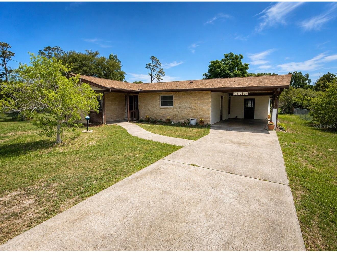 21171 SW Honeysuckle Street Dunnellon FL 34431 OM724636 image1
