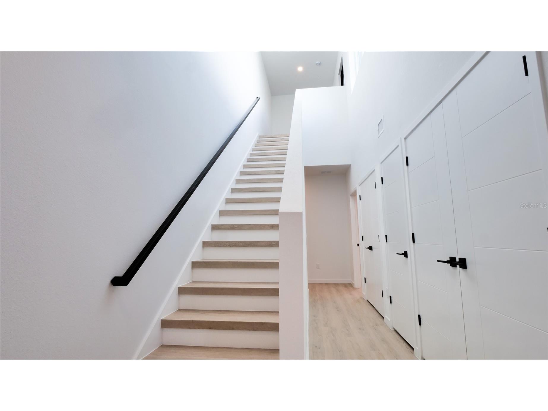 2118 4th Street S Saint Petersburg FL 33705 TB8470748 image20