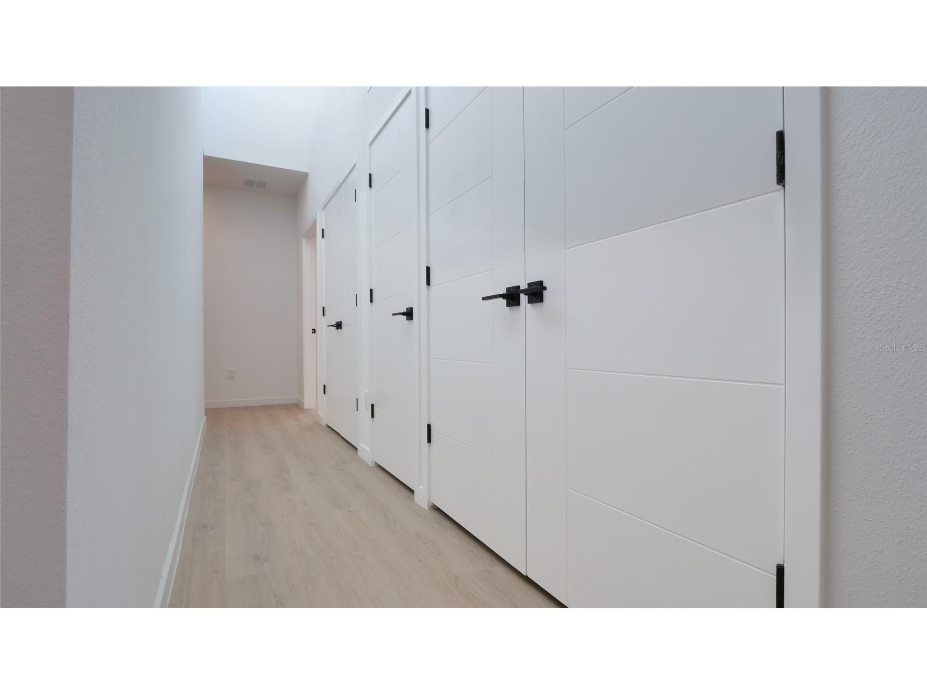 2118 4th Street S Saint Petersburg FL 33705 TB8470748 image22