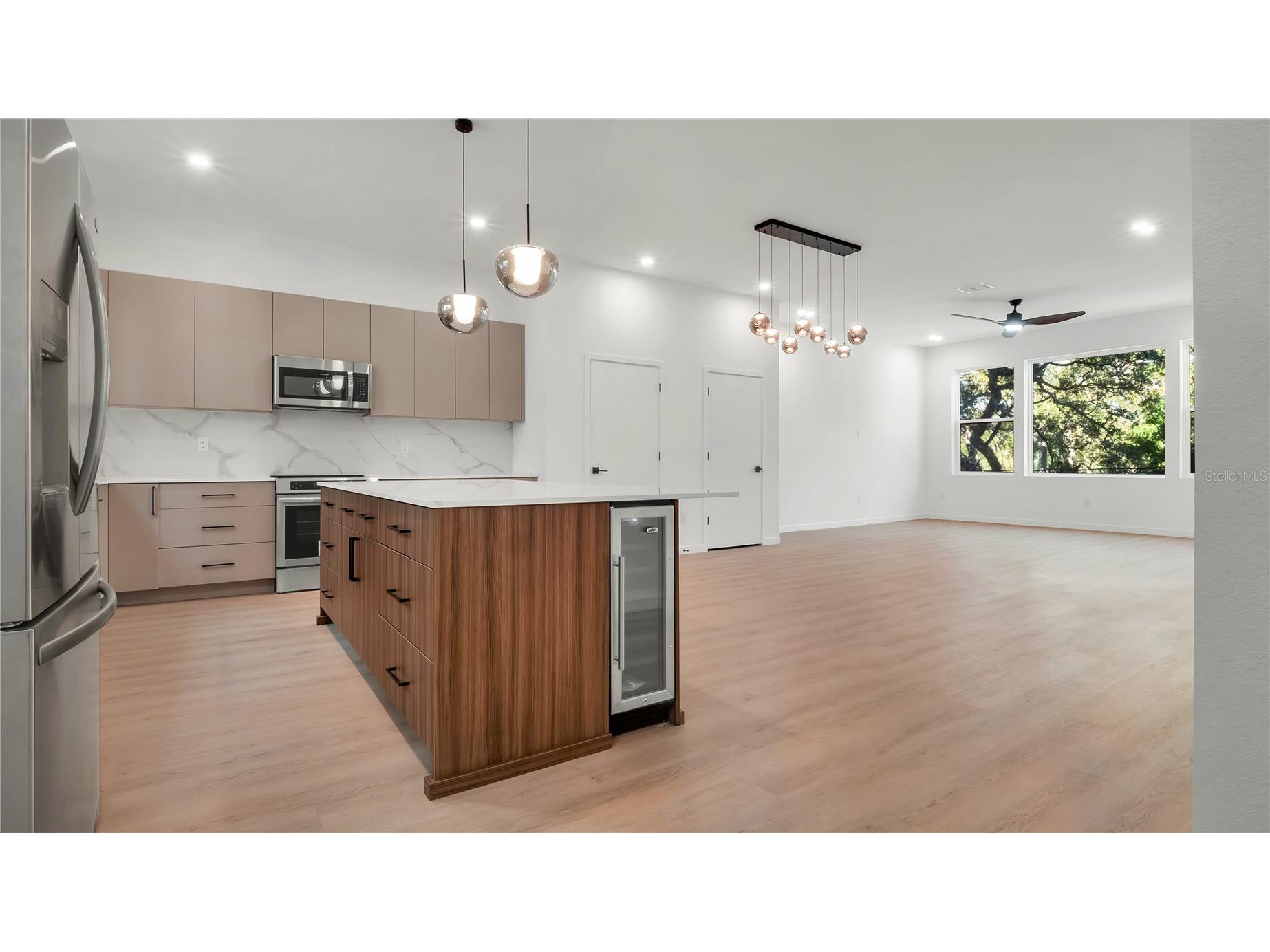 2118 4th Street S Saint Petersburg FL 33705 TB8470748 image23