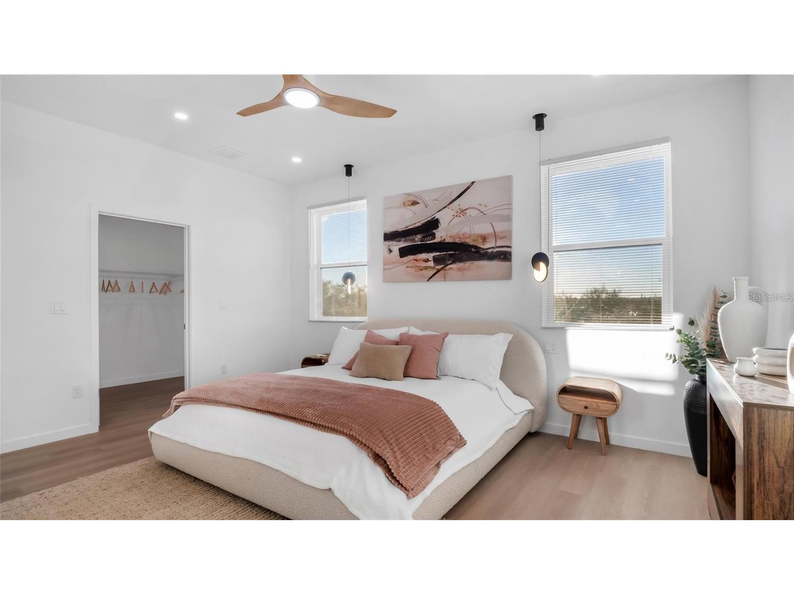 2118 4th Street S Saint Petersburg FL 33705 TB8470748 image37