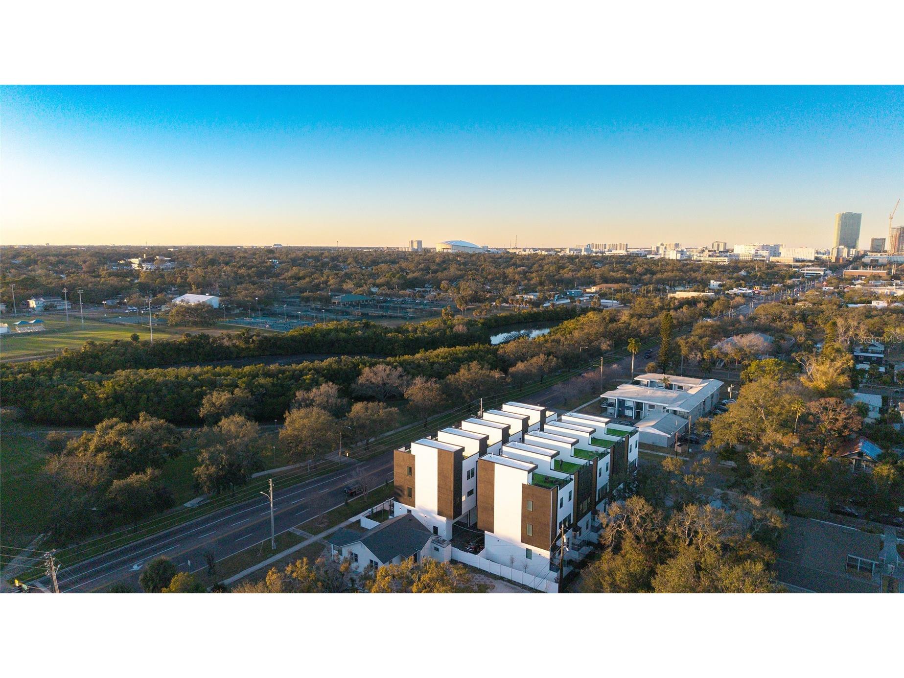 2118 4th Street S Saint Petersburg FL 33705 TB8470748 image4