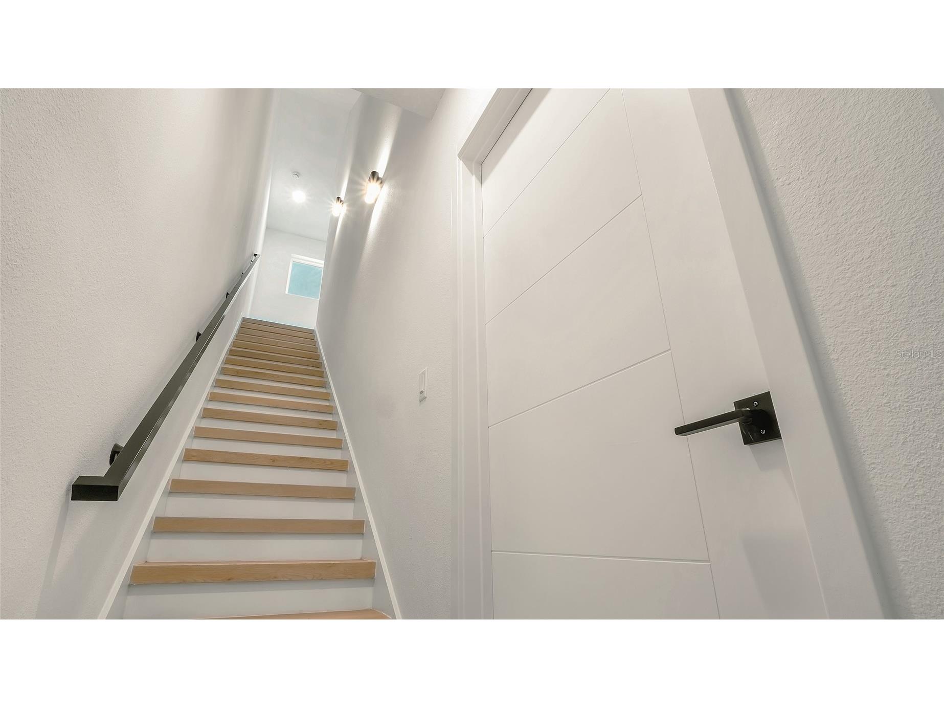 2118 4th Street S Saint Petersburg FL 33705 TB8470748 image54