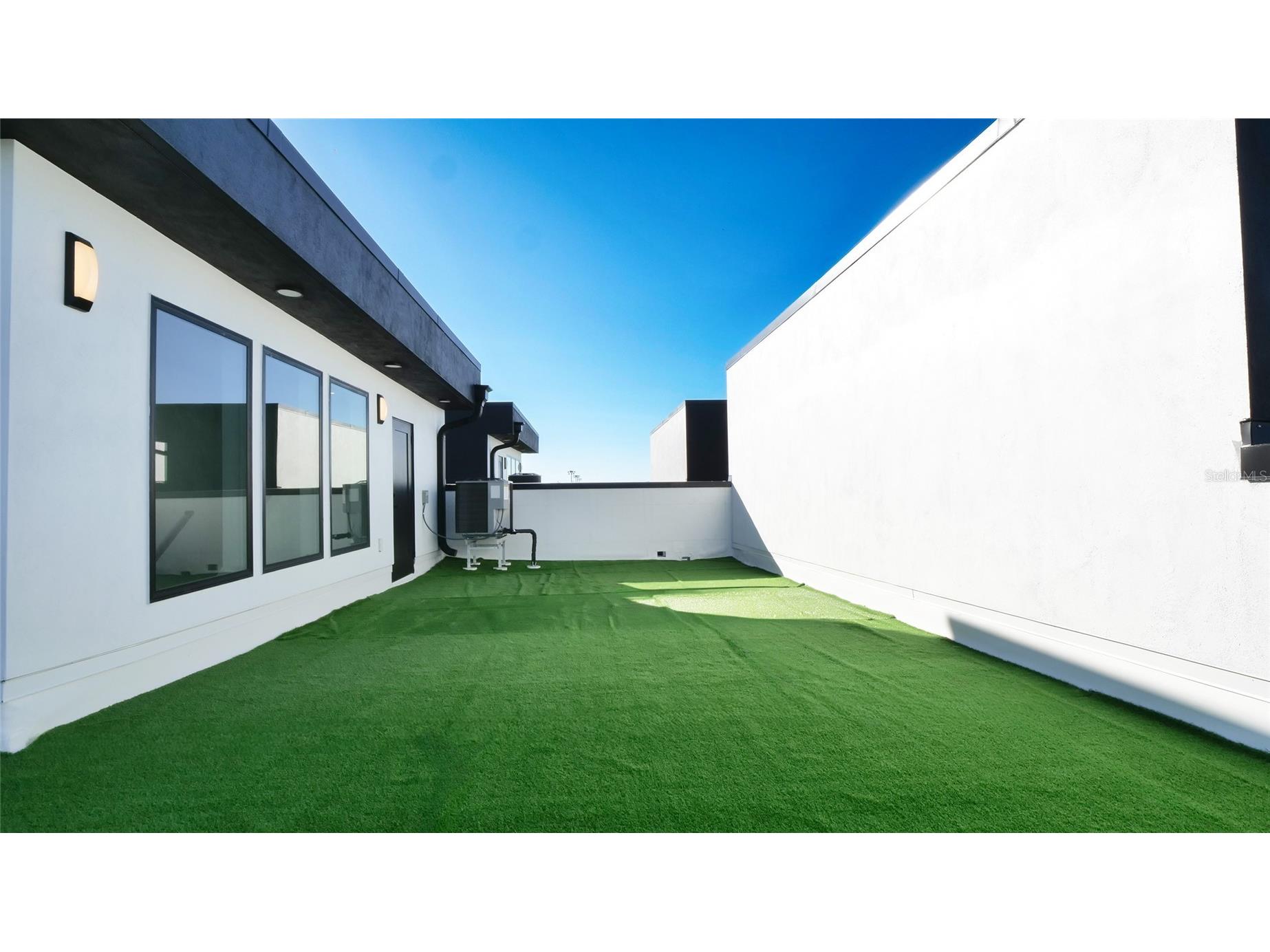 2118 4th Street S Saint Petersburg FL 33705 TB8470748 image55