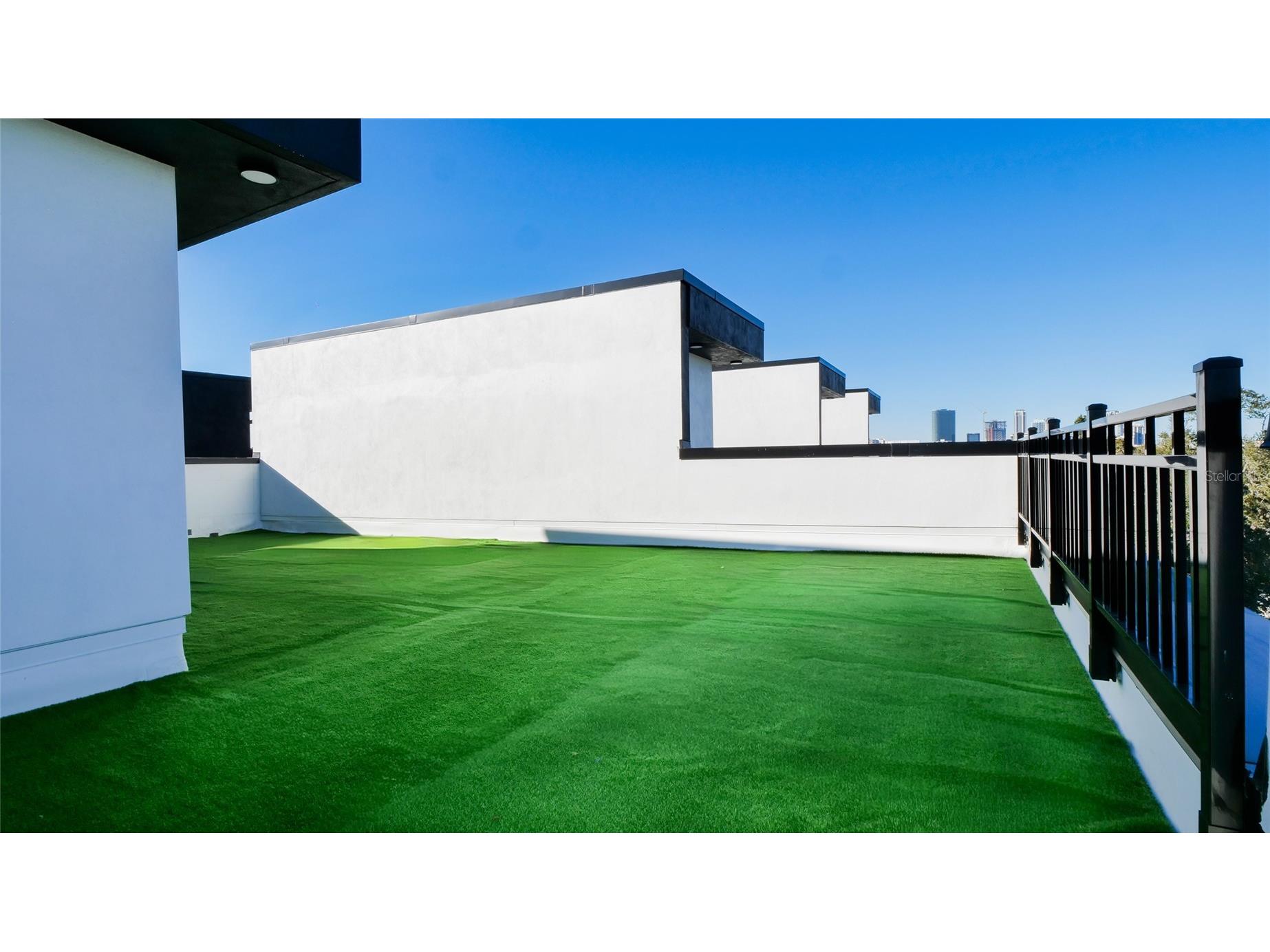 2118 4th Street S Saint Petersburg FL 33705 TB8470748 image56