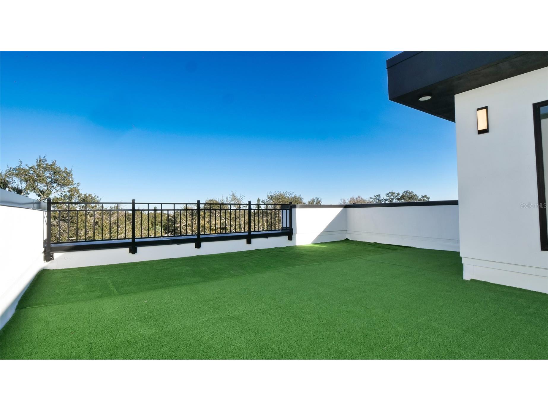 2118 4th Street S Saint Petersburg FL 33705 TB8470748 image57