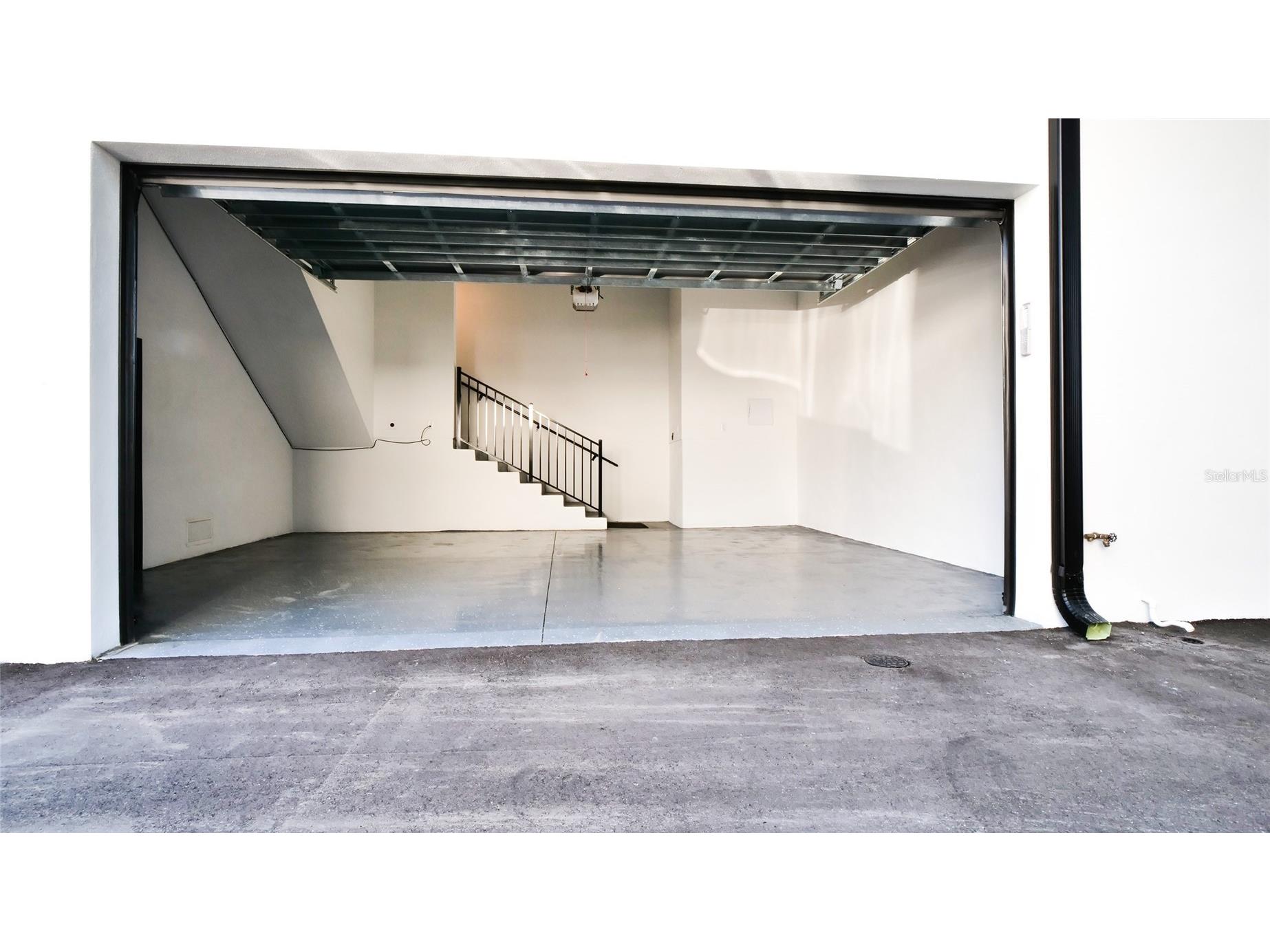 2118 4th Street S Saint Petersburg FL 33705 TB8470748 image61