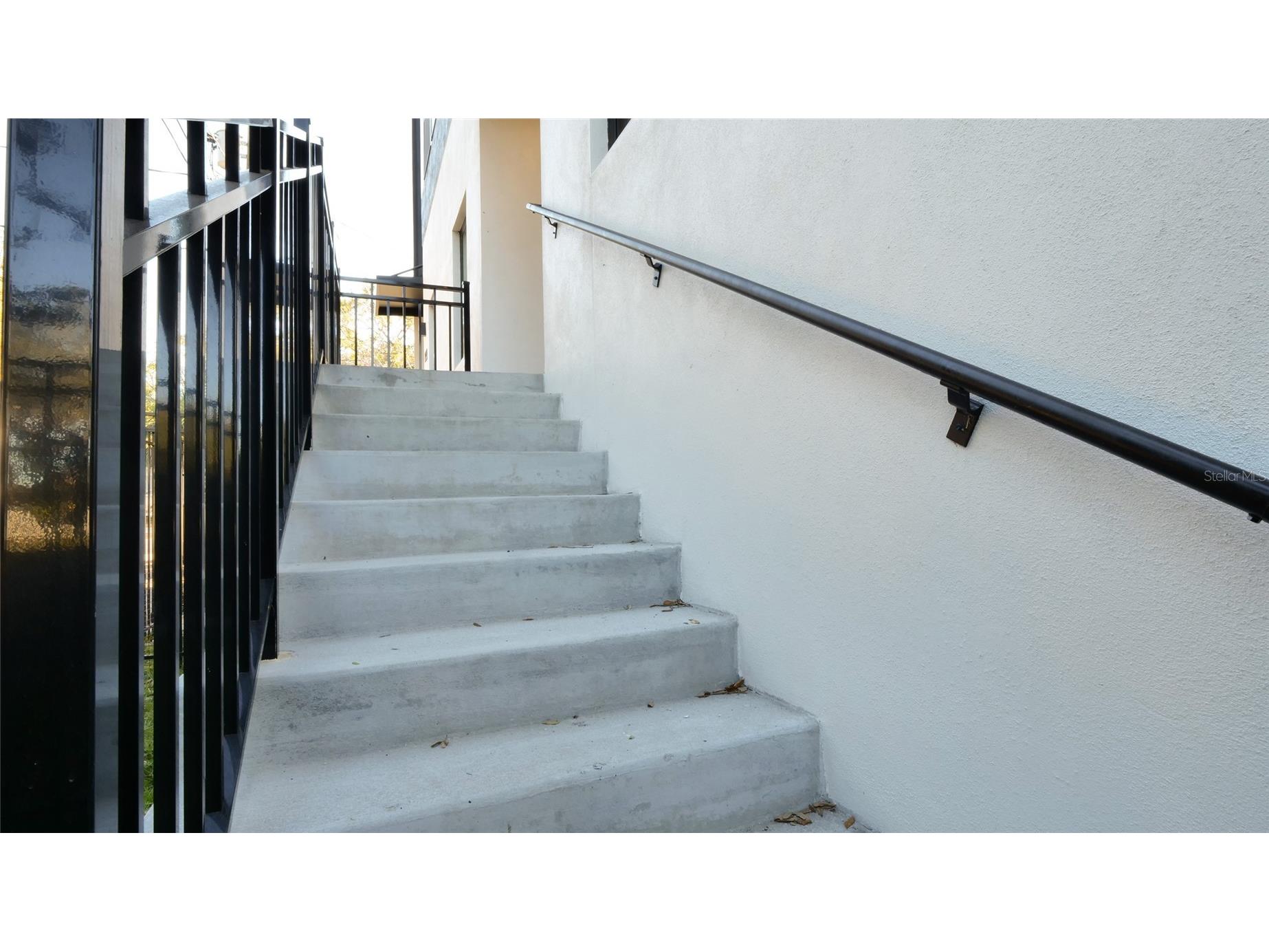 2118 4th Street S Saint Petersburg FL 33705 TB8470748 image8