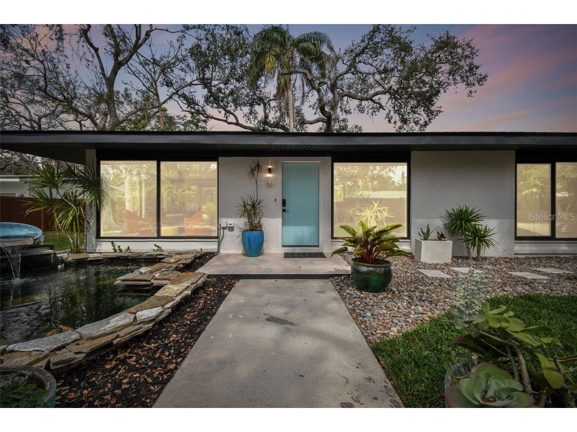 2118 7th Street W Palmetto FL 34221 A4641654 image1