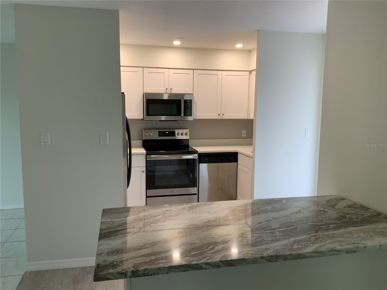 2118 Michele Drive Sarasota FL 34231 N6143453 image3